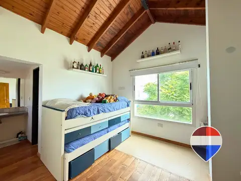 Casa 5 ambientes con 3 baños