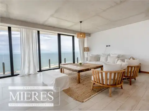 Departamento 4 ambientes con 4 baños