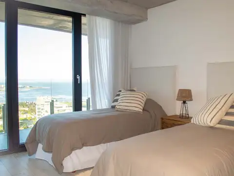 Departamento 4 ambientes con 4 baños