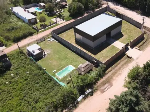 Venta galpón comercial usos múltiples en Ibarlucea - Cruce ruta 34 S y calle Alfredo Schilla