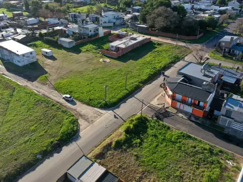 Terreno de 900 m2 zona Parque Gazzano