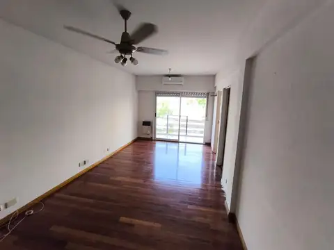 Alquiler. Departamento. Monoambiente. Caballito.