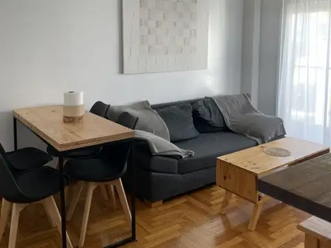 Departamento - Alquiler - Argentina, Capital Federal - LA PLATA, AVDA. 300