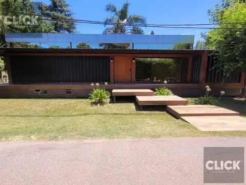 Casa en Alquiler de 4 dormitorios