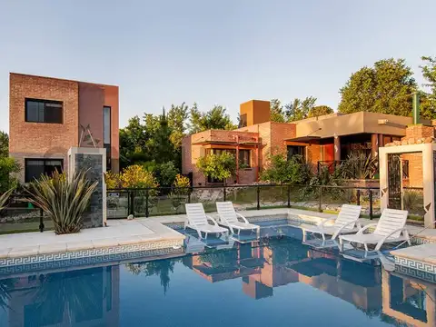 Ruta 14 Km 94 ½, Complejo en venta, Mina Clavero, Córdoba.