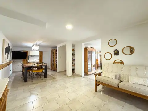 Venta Excepcional Casa Semicéntrica Tandil