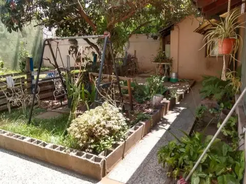 Casa 5 Ambientes , Ramos Mejía, En Venta