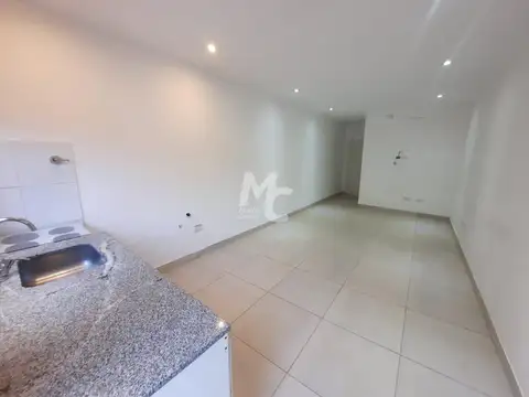Departamento en Alquiler en General Pacheco, $ 700.000