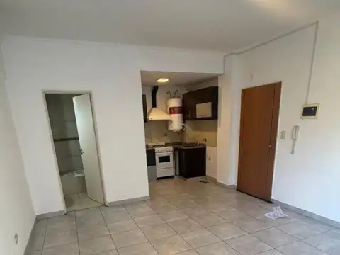 Venta de Monoambiente amplio y luminoso zona Ciudadela