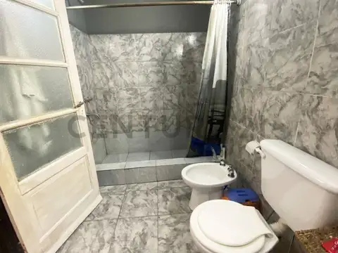 Venta casa de 3 dormitorios barrio Ludueña