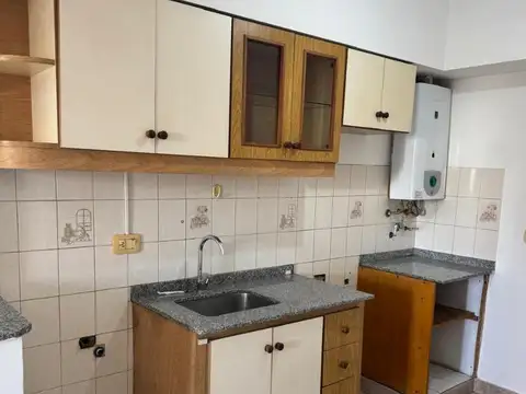 Rueda 1000, Piso 2