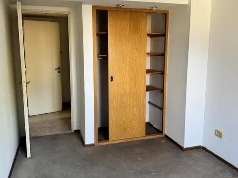 Departamento en Alquiler en Barrio España y Hospitales, $ 390.000