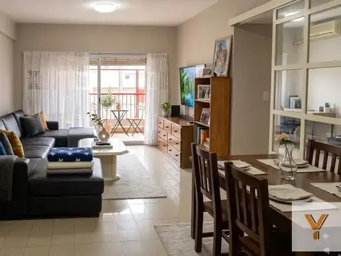 Departamento en Venta - 3 Dormitorios 3 Baños - 110mts - Flores