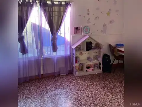 Martínez e/ Equiza y Simón Pérez