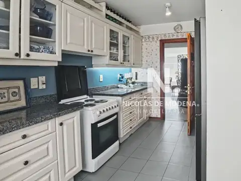 Departamento 4 ambientes con 3 baños