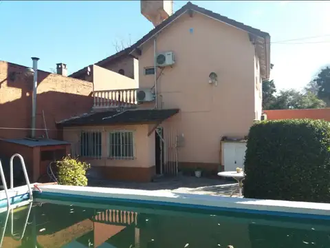 Casa en Venta con 1 cochera