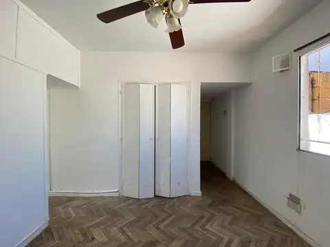 Departamento en Alquiler en Balvanera, $ 350.000