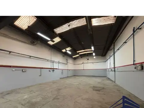 DEPÓSITO EN VENTA DE 500m2 EN GRAL. SAN MARTÍN