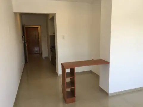1 Amb divisible Amplio M.Bueno cocina+lugar lavarropa L/Comedor salida balcon vista contrafrente