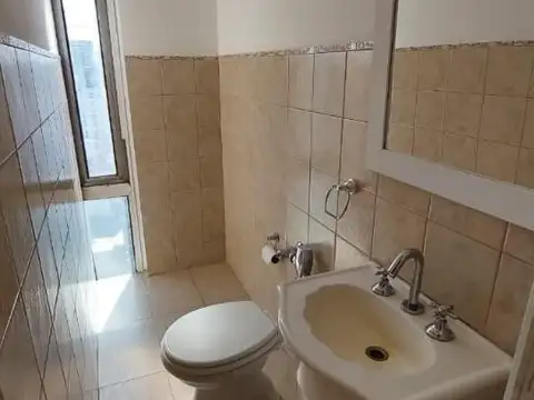 Oficina Monoambiente con 2 baños
