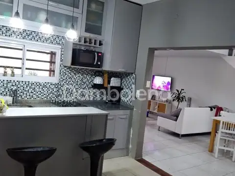 Casa en Venta en La Reja, USD 145.000