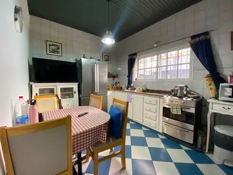Casa en Venta en Turdera, USD 360.000