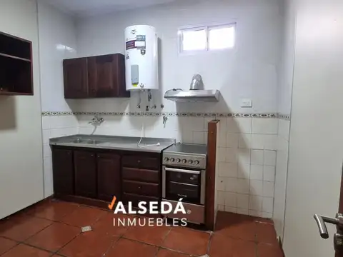 Casa en Alquiler en Jorge Cura, $ 600.000