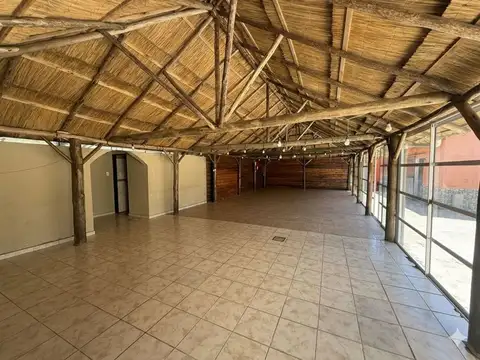 Venta Casa quincho patio y pileta Virrey del pino