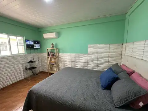 Venta Casa quincho patio y pileta Virrey del pino