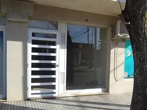 Local - San Lorenzo