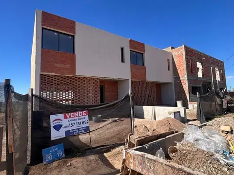 OPORTUNIDAD EN PAMPAS DE MANANTIALES