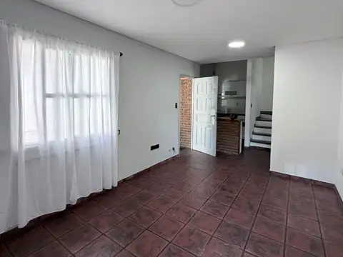 Depto Tipo Casa en Venta 20 años