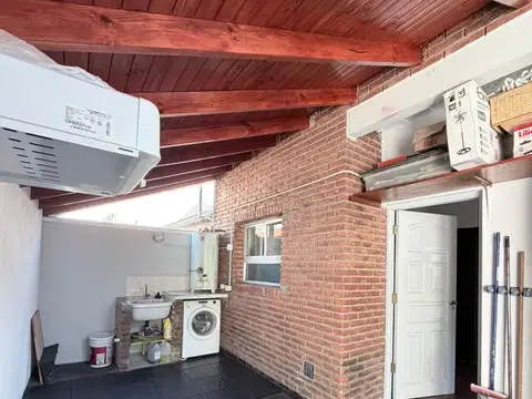 Depto Tipo Casa en Venta en Quilmes Oeste, USD 87.000
