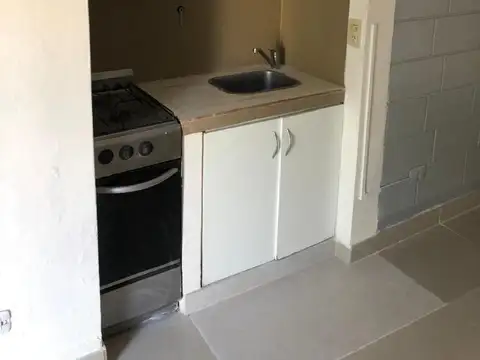 Departamento en Alquiler en Monte Castro, $ 340.000