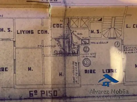 Oficina en Venta 70 años