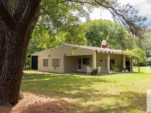 Quinta en venta - 3 Dormitorios 2 Baños - 2.800Mts2 - Exaltación de La Cruz