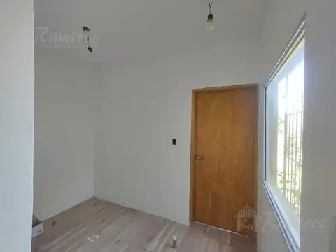 Casa 3 ambientes con 2 baños