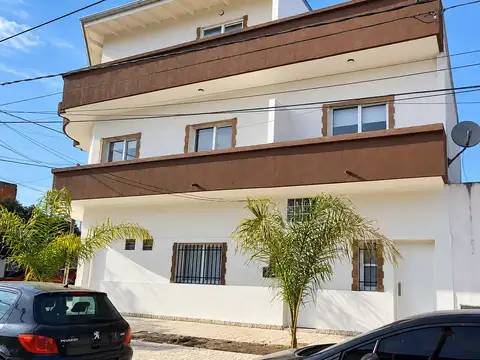 Departamento 2 Ambientes en Planta Baja Al Frente - Posesion Inmediata. Financiacion