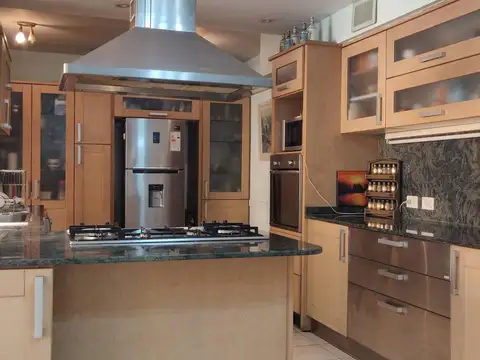 Casa en Venta en Parque Chacabuco, USD 490.000