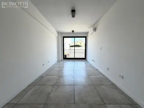 Excelente Monoambiente con balcón al contrafrente
