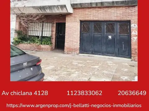 CHALET (PH)  DE 5 AMBIENTES CON GARAGE.