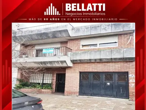 CHALET (PH)  DE 5 AMBIENTES CON GARAGE.