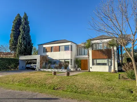 Casa  en Alquiler en Los Jazmines, Pilar del Este, Pilar