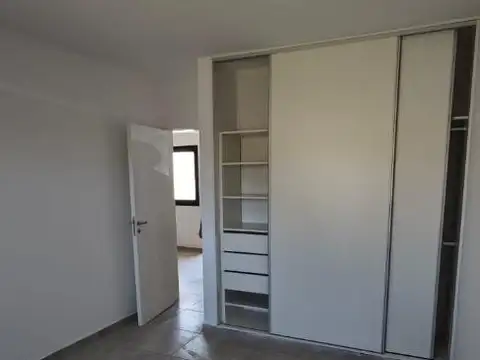 Casa en Venta en Barrio Norte 2, USD 85.000