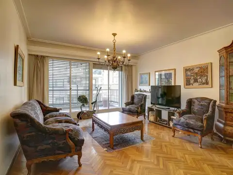 Departamento en Venta de 5 ambientes