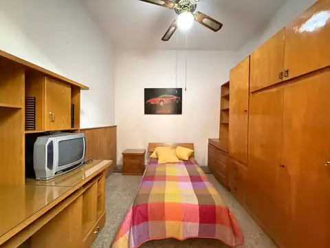 VENTA DE CASA EN EL CERRO DE 3 DORMITORIOS PATIO