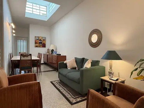 VENTA DE CASA EN EL CERRO DE 3 DORMITORIOS PATIO
