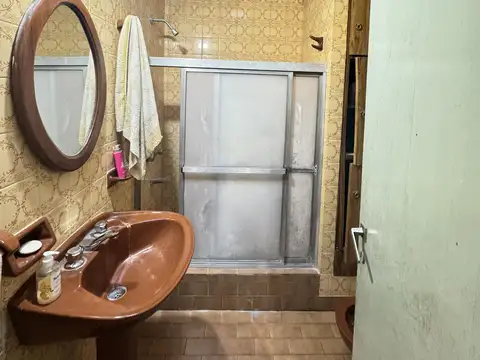 Depto Tipo Casa en Venta 50 años