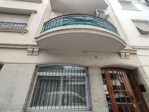 DEPTO 3 AMB. VENTA ALMAGRO C/ TERRAZA