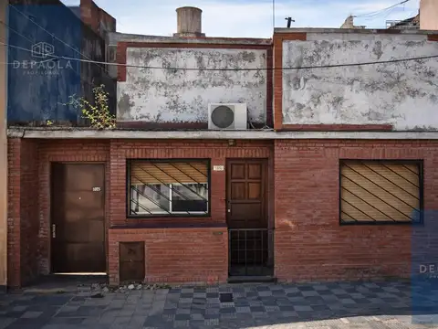 Venta Casa 6 ambientes multifamiliar 8,66x27
